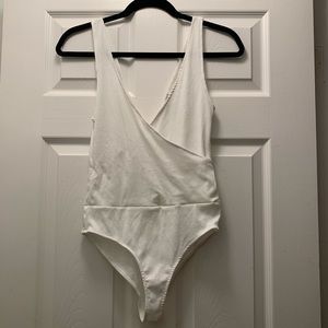 Zara White Ribbed Bodysuit